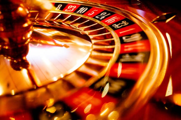Golden Toad slot game interface on sultan168 showing 5 reels and symbol grid